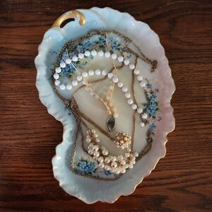 5pc Gold Toned Necklace Bundle